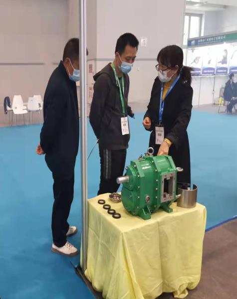 泵用剪切機(jī)適合切割哪些介質(zhì)？使用領(lǐng)域廣泛?jiǎn)幔?></a>        
                                  
                                </dt>
                                <dd>
                                    <h3><a href=